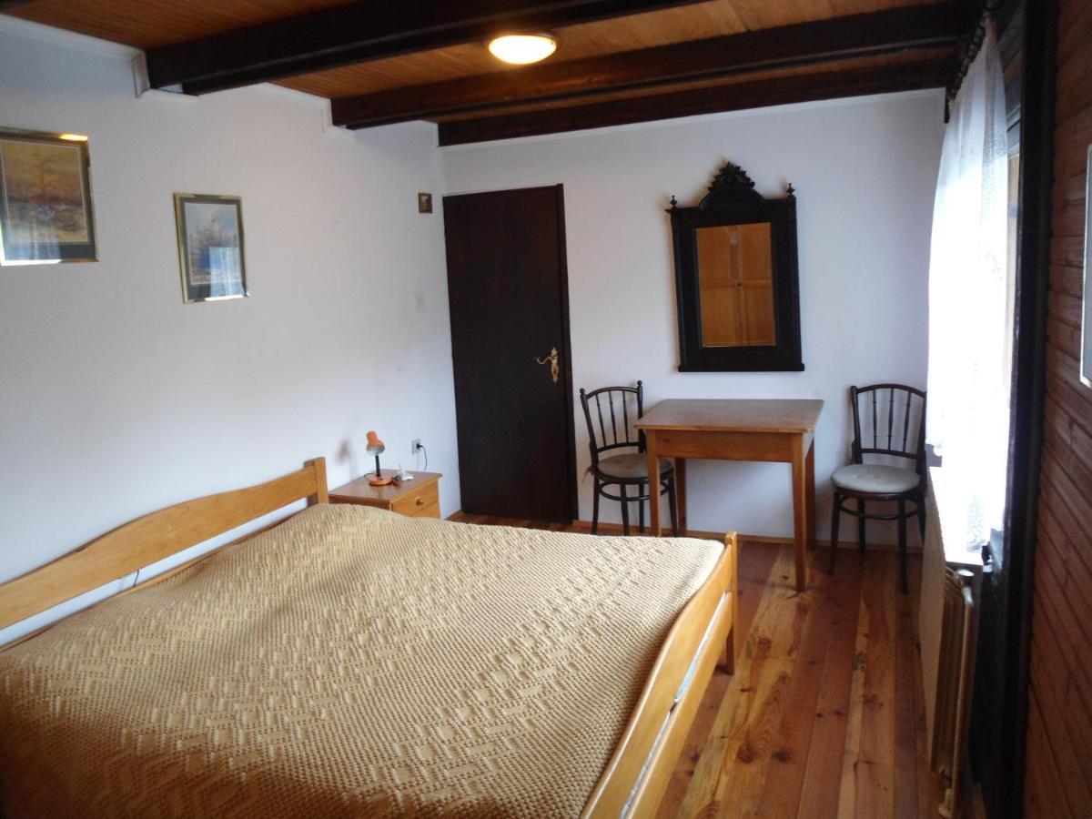 Villa Kuca Juraj à Brod na Kupi Extérieur photo