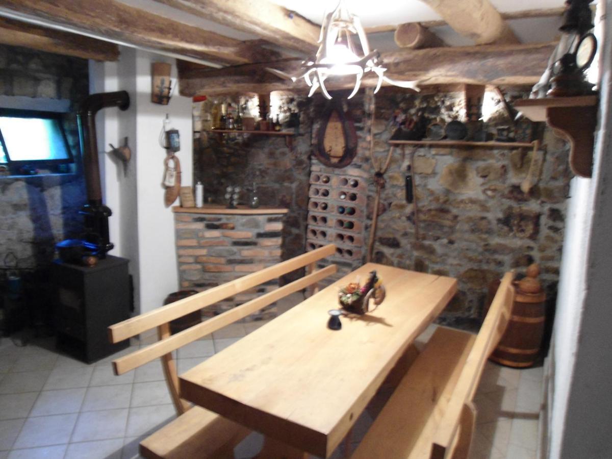 Villa Kuca Juraj à Brod na Kupi Extérieur photo