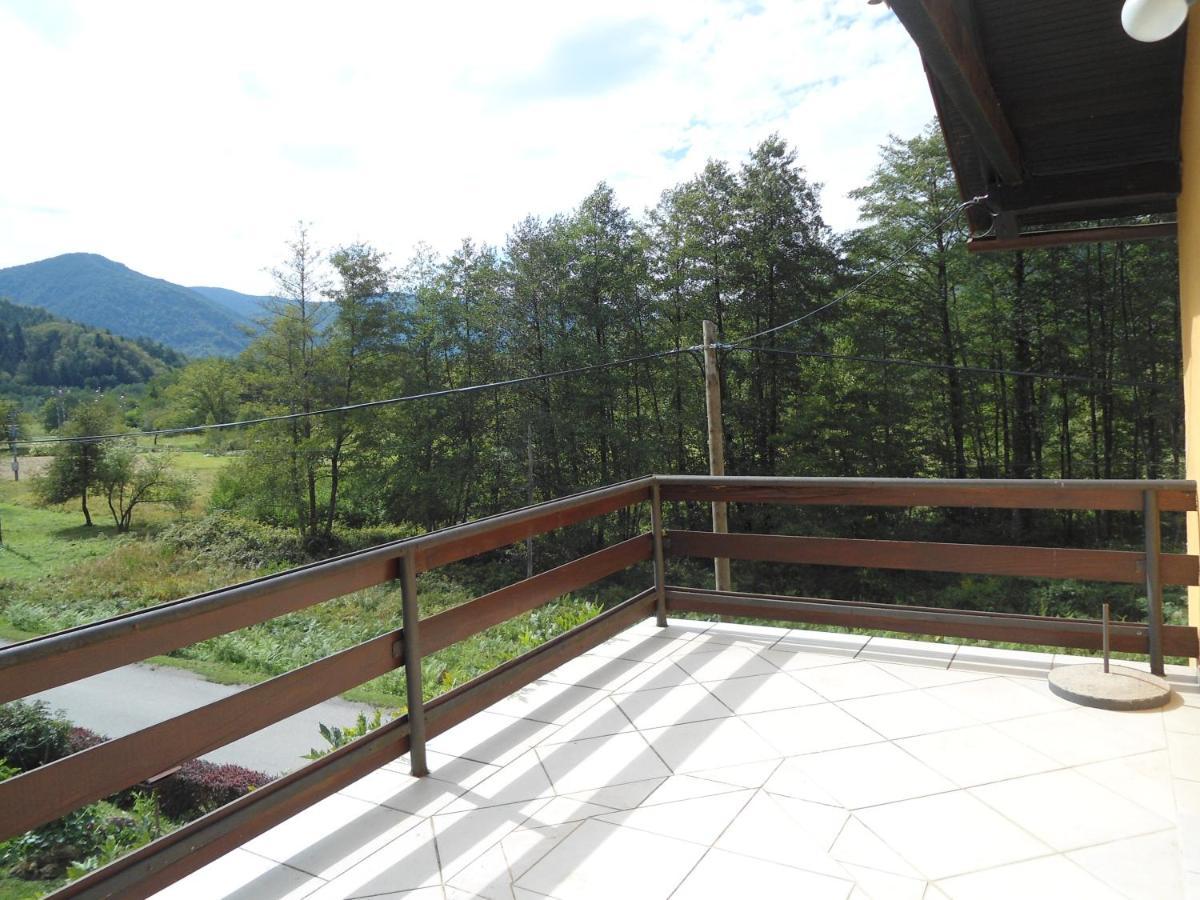 Villa Kuca Juraj à Brod na Kupi Extérieur photo